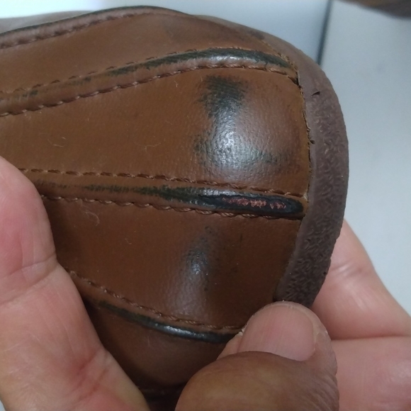 UGG Boots - Picture 10 of 11